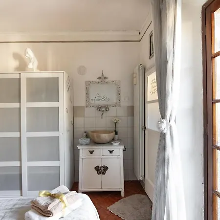 La Bomboniera Chic Di Apartment